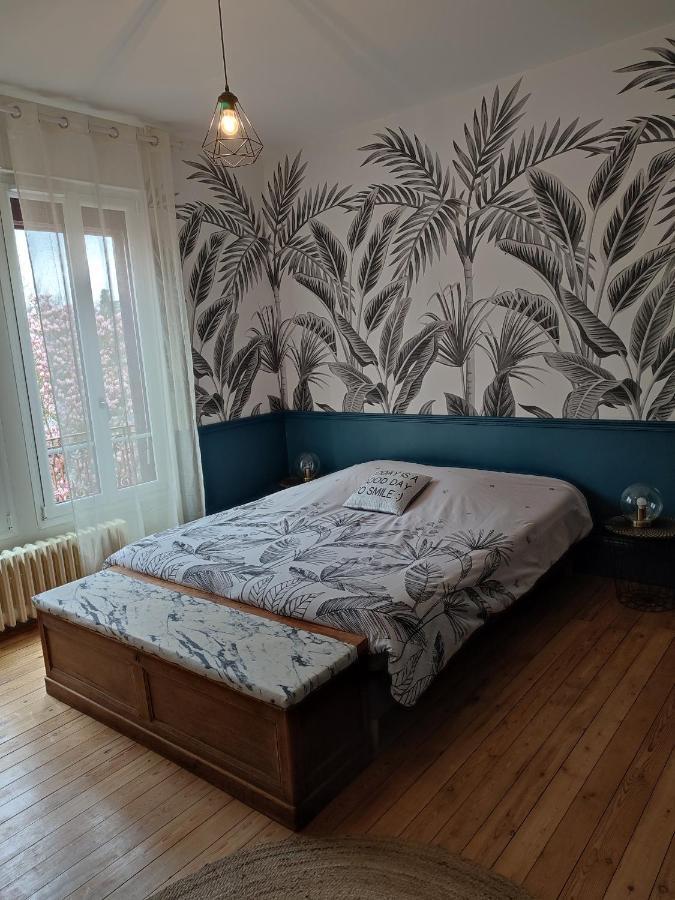 Bed and Breakfast L'Echappee Belle Шартр Экстерьер фото